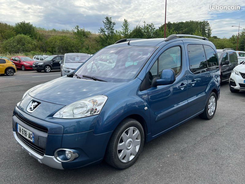 PEUGEOT PARTNER TEPEE FAMILIALE 1.6 HDI 110ch (image 2)