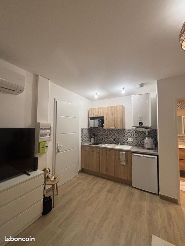 à louer – studio 20 m² entièrement rénové – climatisation – résidence sécurisée (image 2)