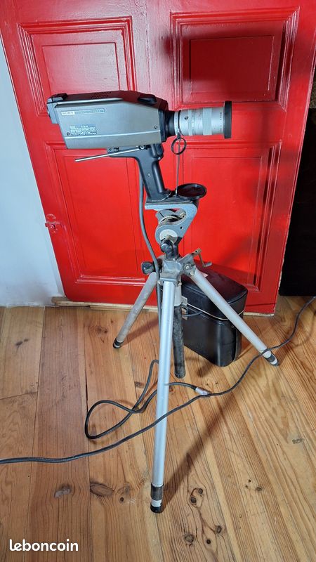 Caméra video sur pied (image 1)