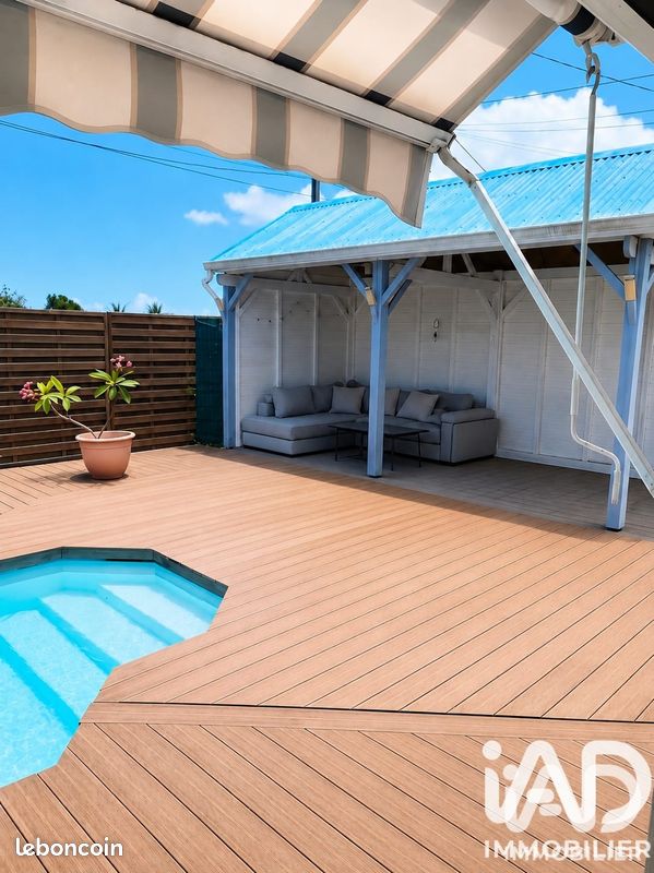 Maison 5 pièces 130 m² · à Saint-François · 130 m² · 378 000 €
