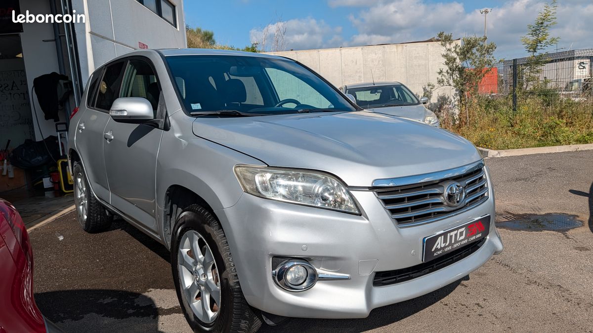 Rare Toyota RAV4 3 2.0 VVT-i Essence 158ch Boite Manuelle Crit'Air 1 (image 4)