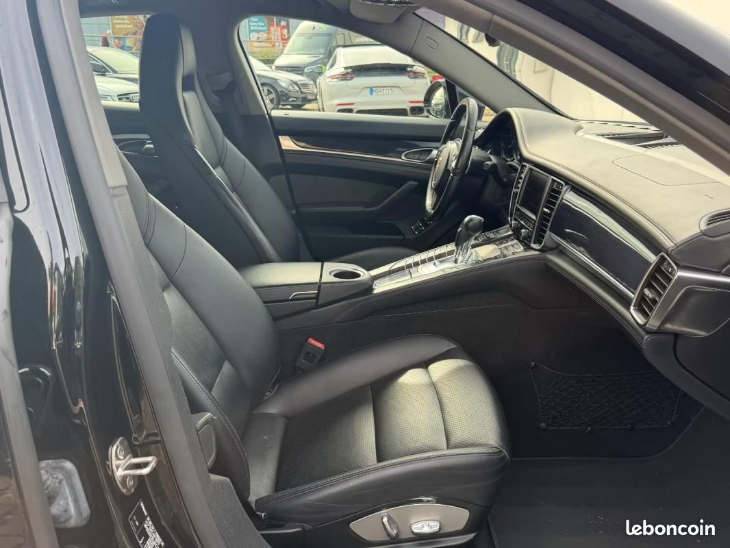 Porsche Panamera 310 CH 4X4 BVA - FACELIFT TOIT OUVRANT SUSPENSION PNEUMATIQUE SPORTCHRONO HAYON ... (image 15)