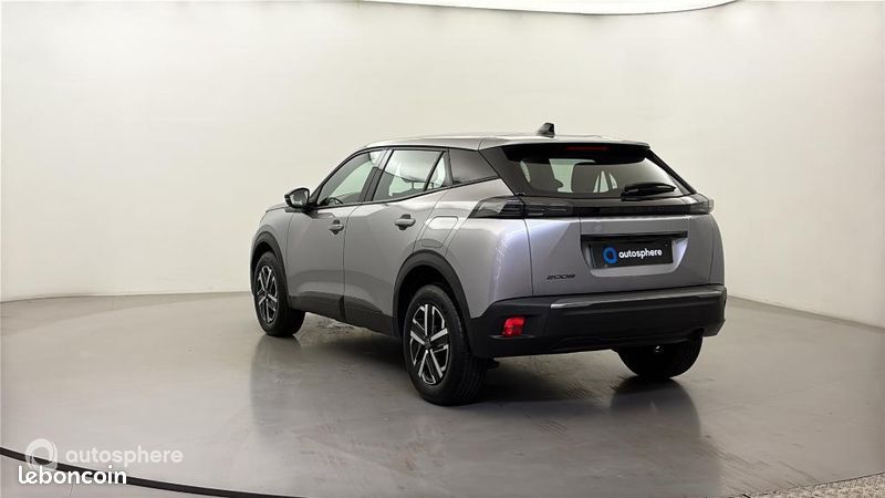 Peugeot 2008 1.2 PureTech 100ch S&S Style (image 8)
