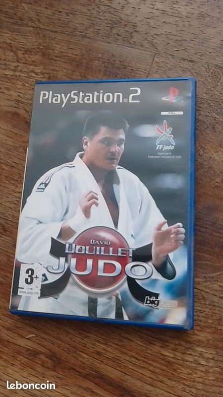 Vend jeux PS2 judo urgent (image 1)