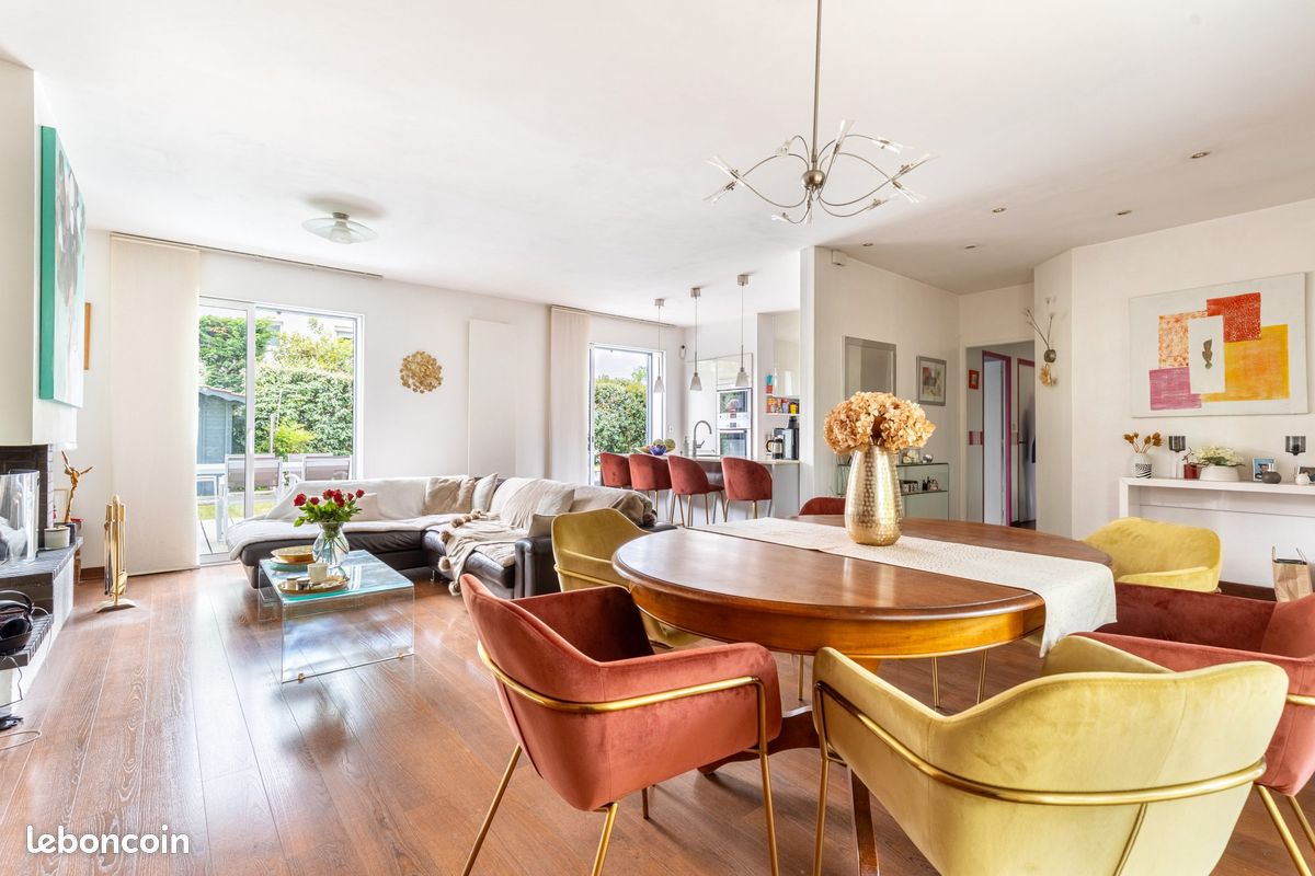 Maison 5 pièces 125 m² · à Camblanes-Et-Meynac · 125 m² · 490 000 €