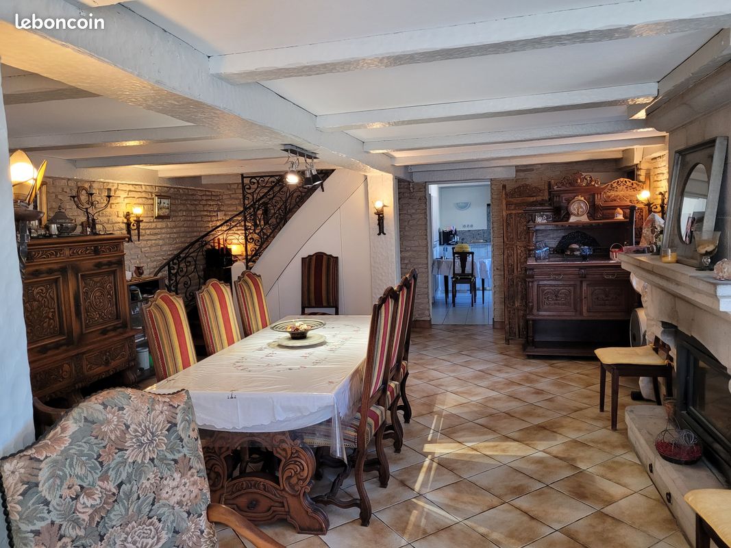 Propriété 11 pièces 440 m² - Turenne 19500 (image 3)
