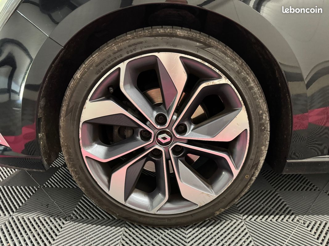 RENAULT MEGANE IV BERLINE dCi 130 GTline / ENTRETIEN A JOUR / CAMERA DE RECUL / MOTEUR A CHAINE (image 14)
