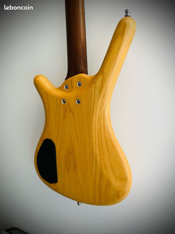 Basse électrique Warwick Pro Series Corvette 4 (image 2)