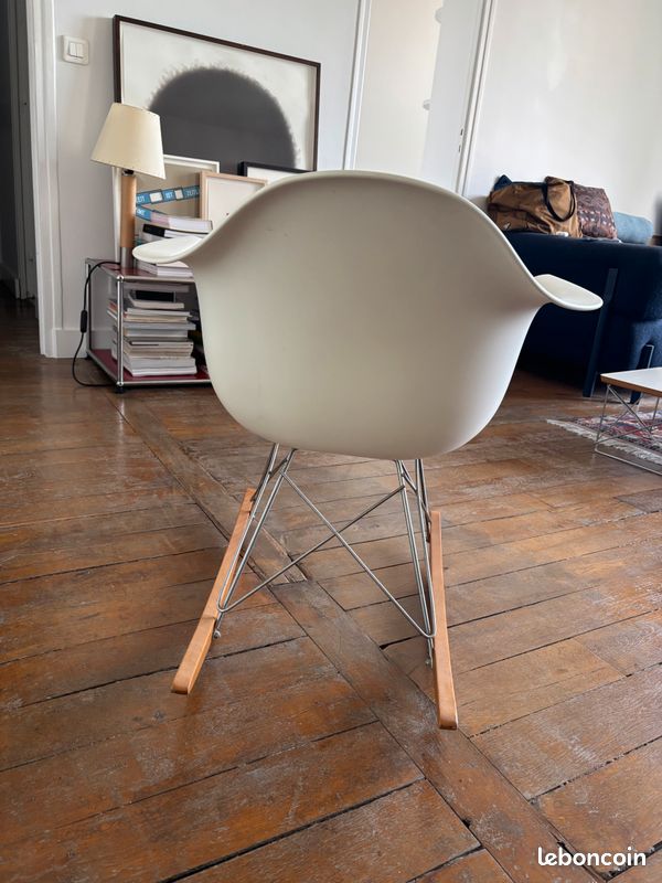 Vitra Eames RAR blanche – fauteuil à bascule design Charles & Ray Eames (image 3)