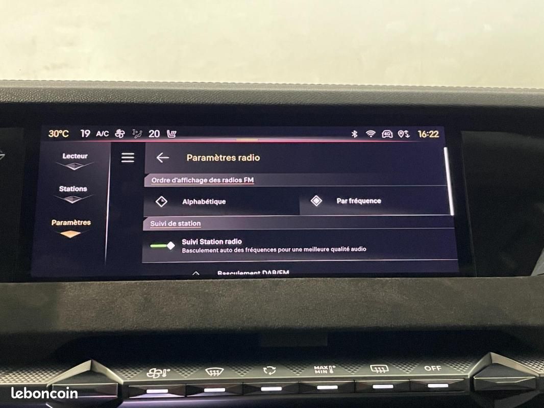 DS 4 BlueHDi 130 EAT8 Performance Line+ (image 47)