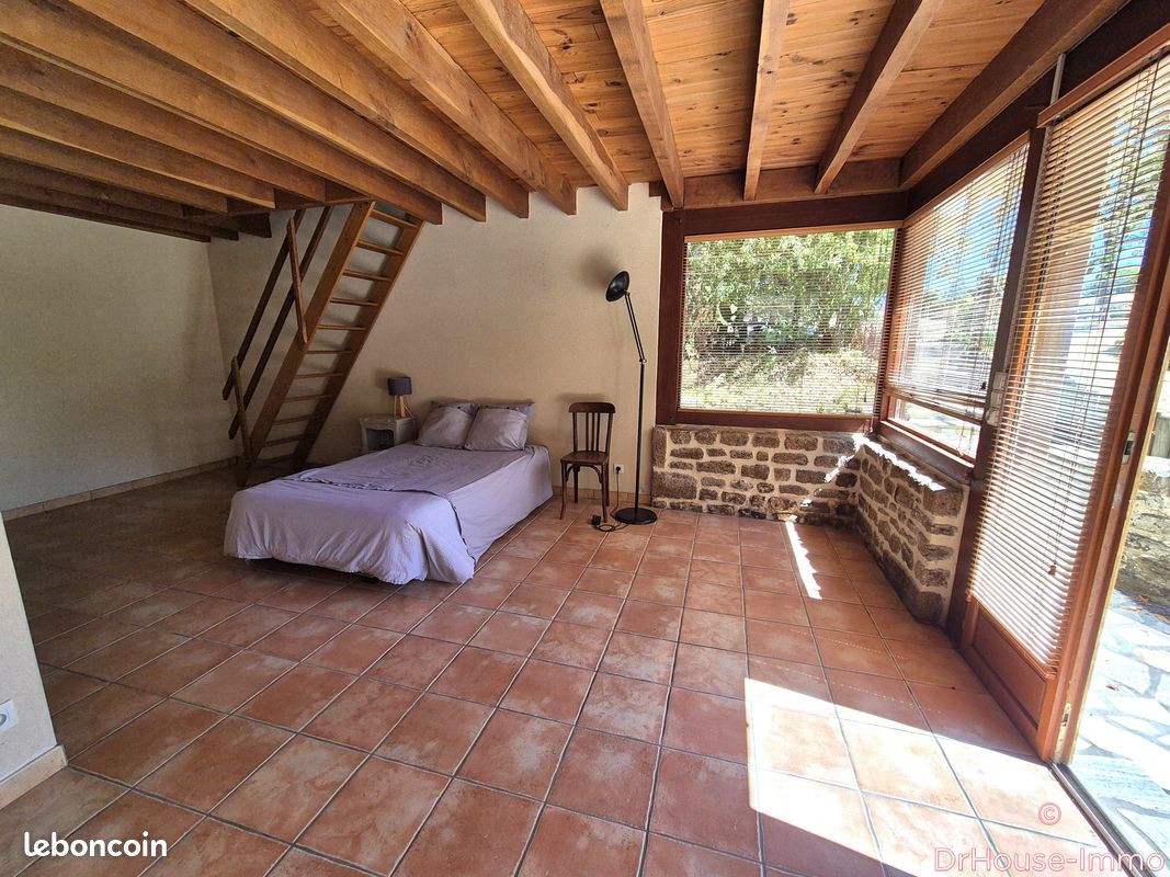 Maison 7 pièces 111 m² · à Gorron · 111 m² · 156 000 €