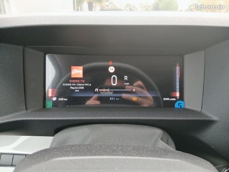 Fiat Scudo Fg M 2.2 Diesel 180ch Cabine Approfondie Fixe automatique (image 15)