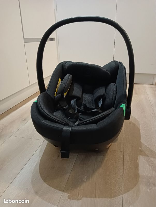 Siège auto pour bébé quasi neuf (image 4)