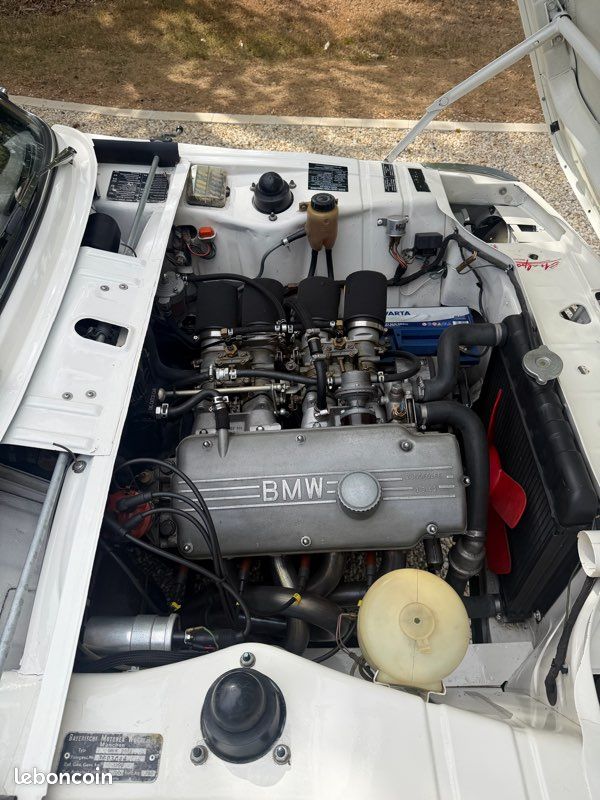 BMW 2002 restauration complète (image 7)