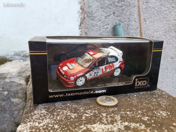 Toyota Corolla WRC n°22 Rally Finland 2000 ixo 1/43 eme - Collection