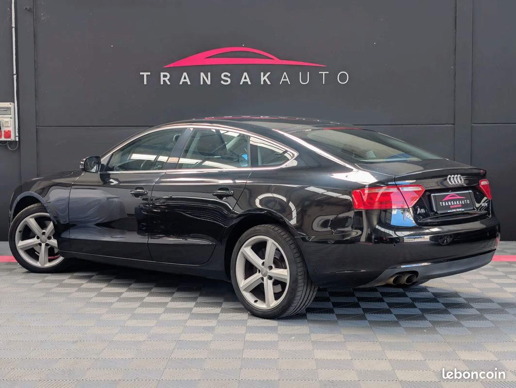 AUDI A5 SPORTBACK 2.0 TDI 136ch Ambiente - Intérieur cuir - Régulateur de vitesse - Clim auto (image 3)
