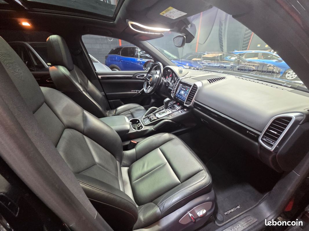 Porsche CAYENNE 958 PH2 262CH Diesel Platinum Edition (image 5)