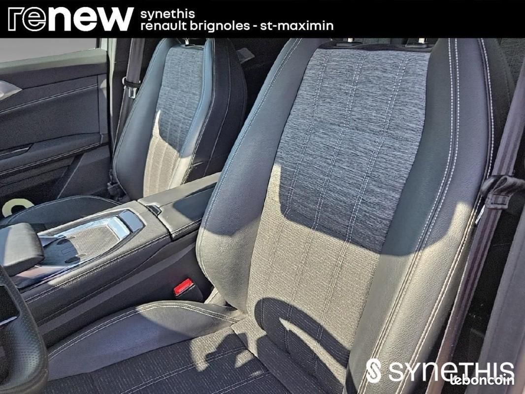 Renault Austral E-Tech hybrid 200 Techno (image 8)