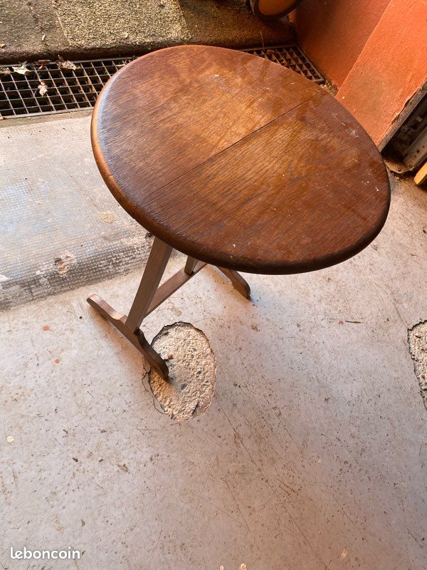 Petite table d’appoint pliante (image 3)