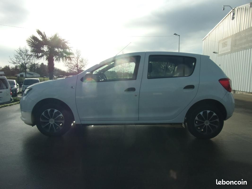 Dacia Sandero 1.5 dCi 75 FAP Ambiance (image 3)