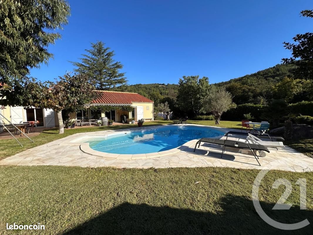 Maison 5 pièces 146 m² · à Reynès · 146 m² · 495 000 €