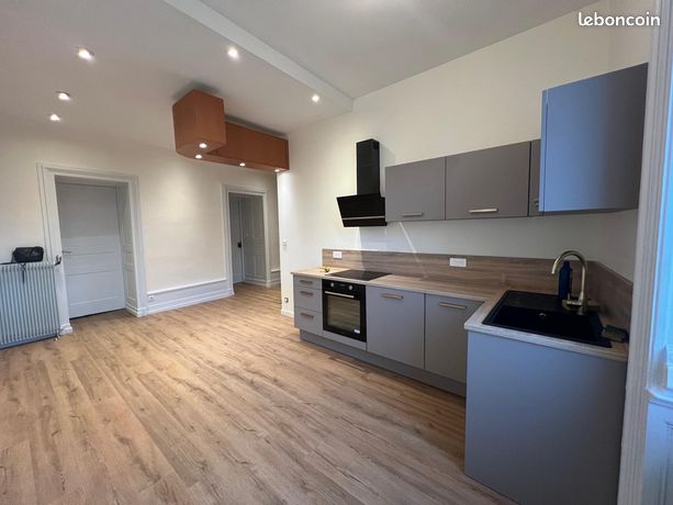 Mornant centre village Appartement 127m2