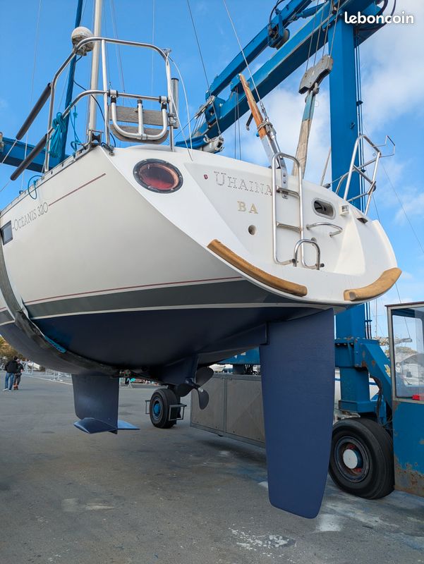 Beneteau Oceanis 320 — View photo 1