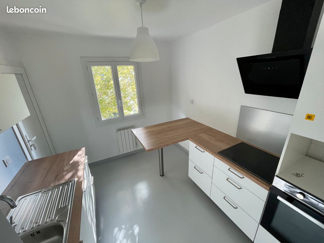 Appartement a louer chatellerault - 95 m2 - Surfyn