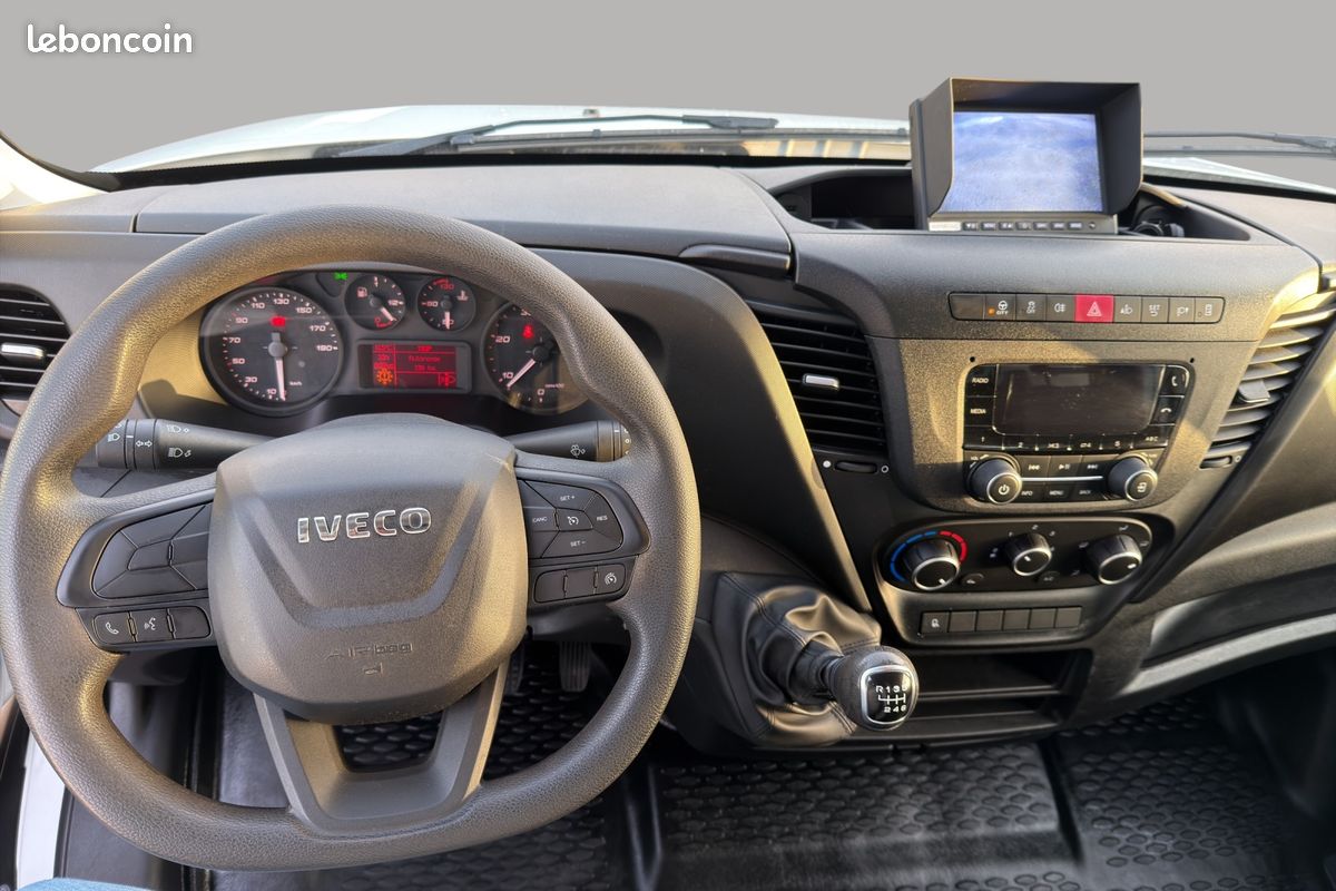 Iveco Daily CCb 35-160H / 3.0 160CH / BENNE & COFFRE / 2023 / 35C16 / (image 8)