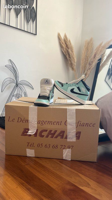 Box De Vetement Mystère Box De Vêtement/chaussure