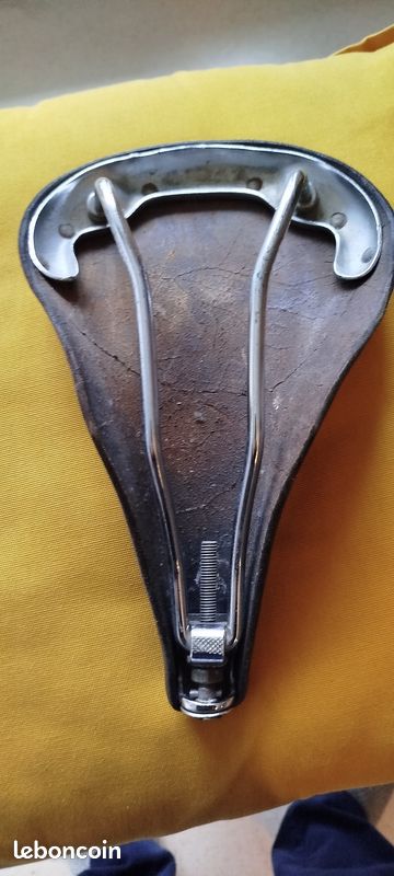 Selle Vélo Randonneuse IDEALE 92 Diagonale - Modèle Long - Cuir Marron - France