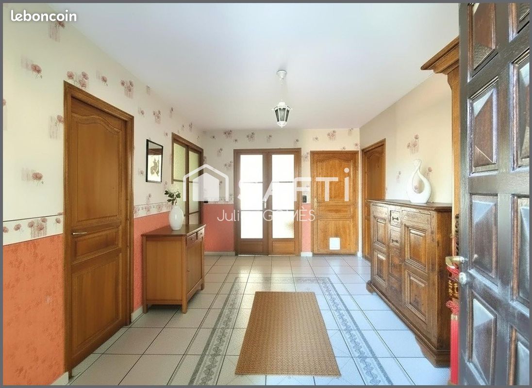 Maison 9 pièces 228 m² (image 6)
