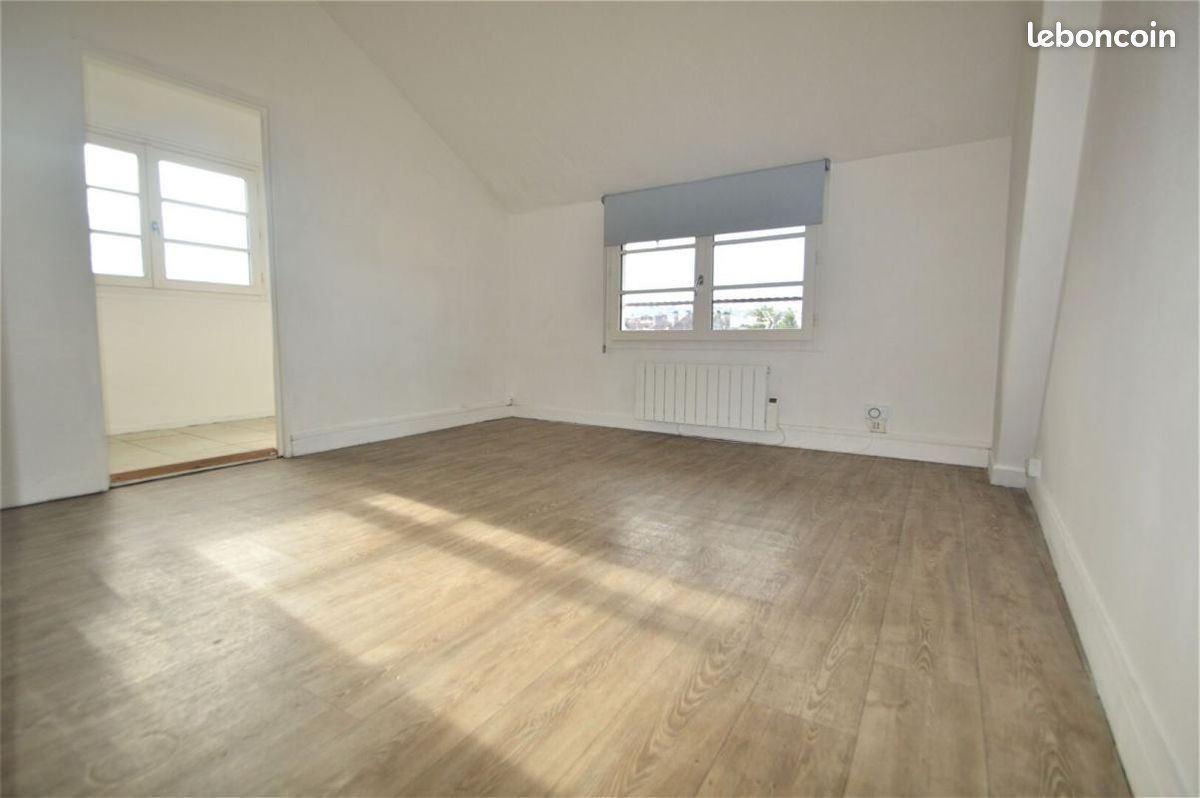 Appartement 2 pièces 39 m² - Gelos 64110 (image principale 0)