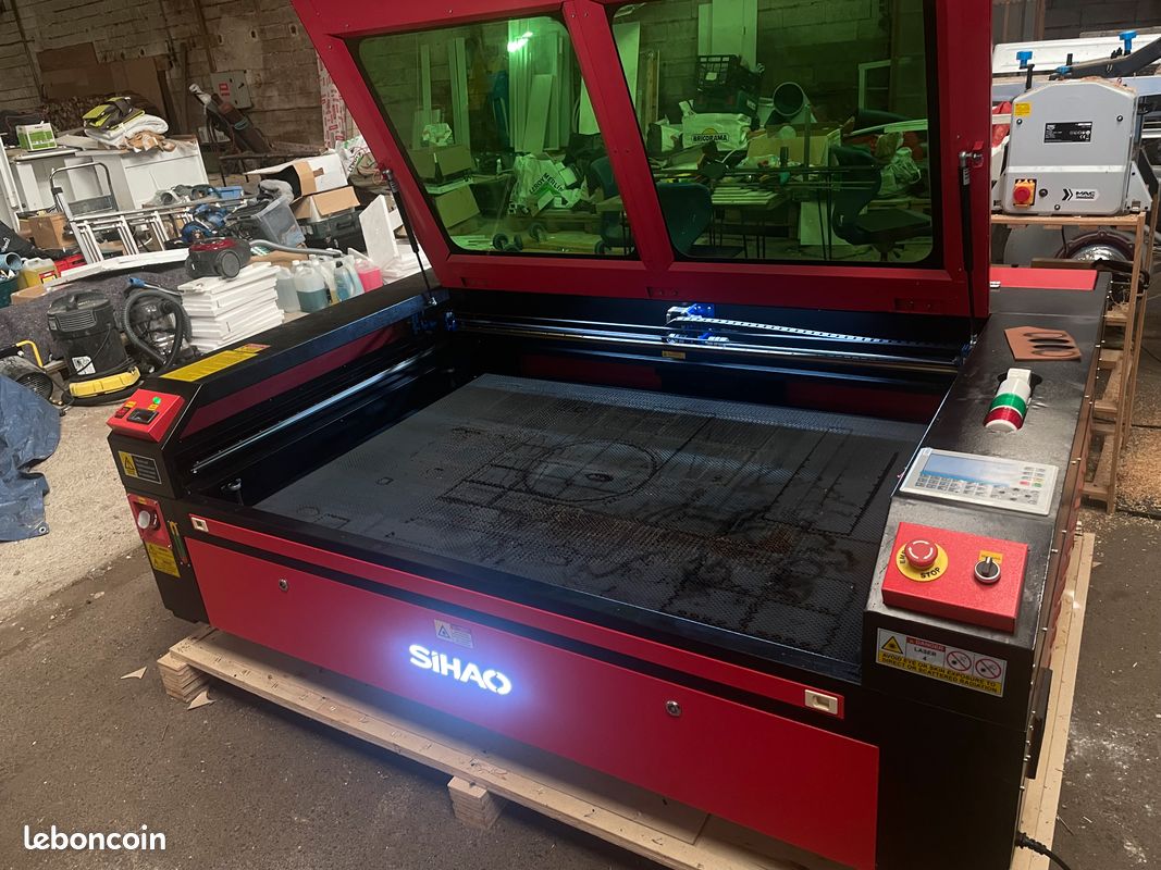 Machine Laser CO2 130W (image 1)
