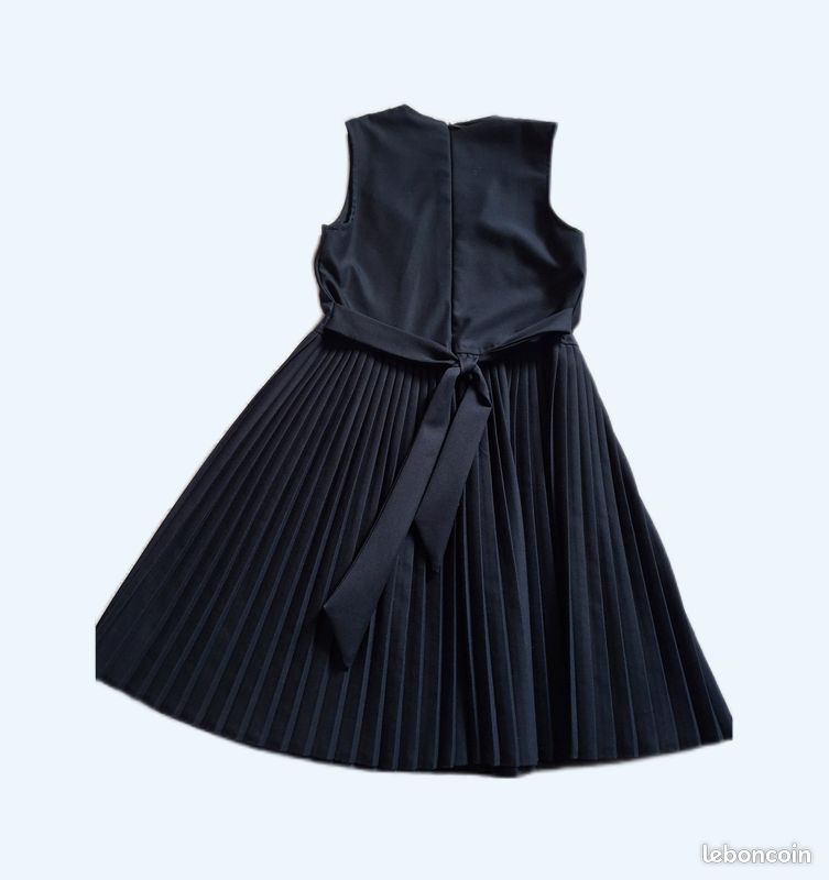Robe pour fille de 6-8 ans (image 1)