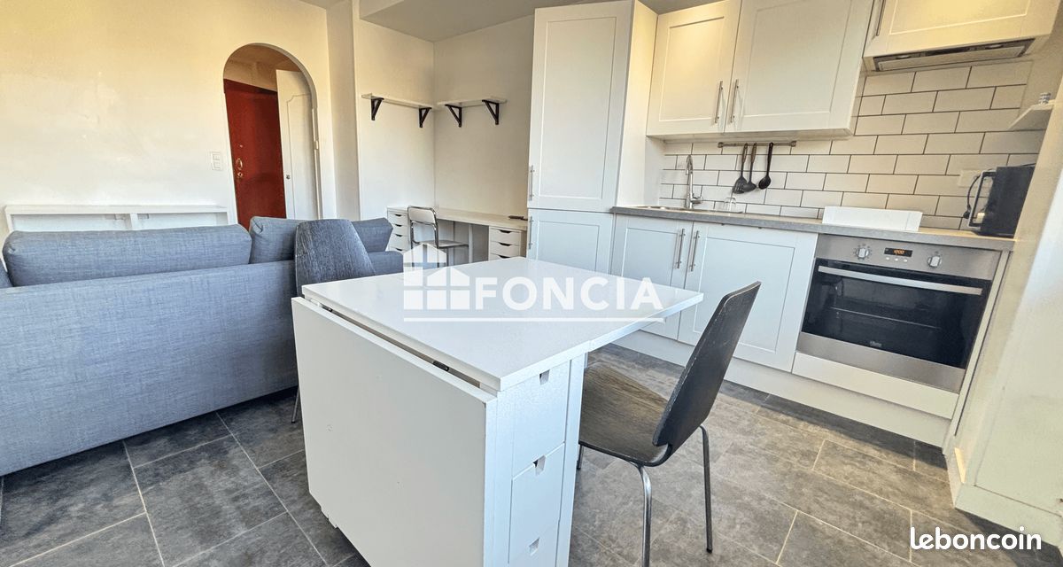 Appartement 1 pièce 28 m² · à Clamart · 28 m² · 950 €/mois