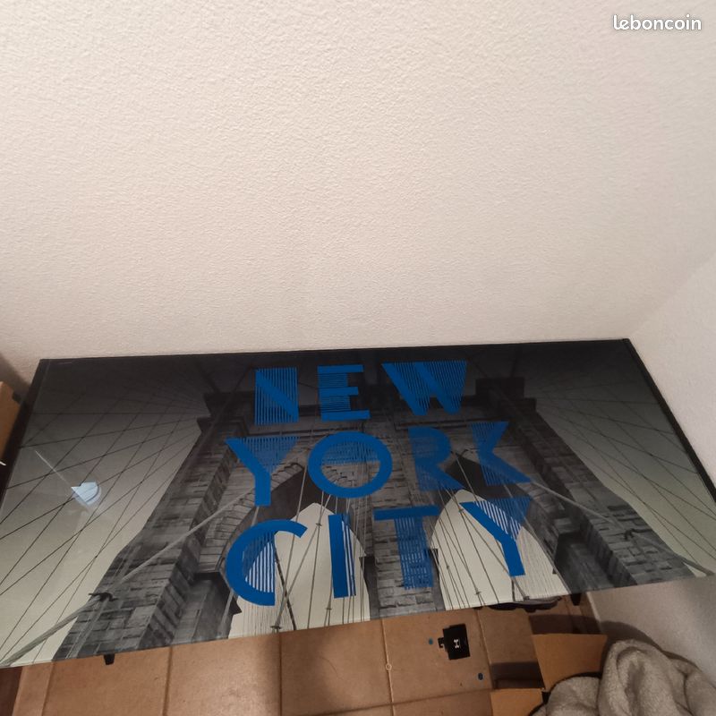 Vends bureau avec plateau verre New York (image 2)