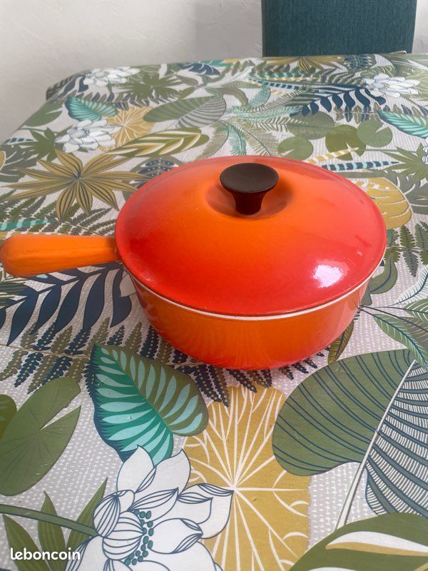 Cocotte en fonte Le Creuset ronde Noir mat - 22 cm