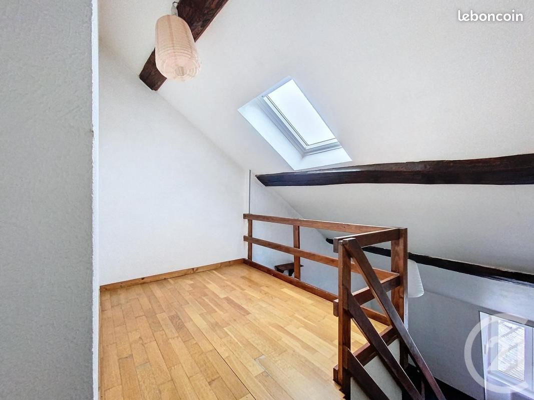 Appartement a louer chalons-en-champagne - 2 pièce(s) - 77 m2 - Surfyn