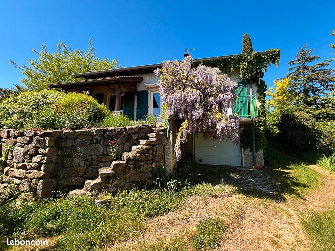 Maison 5 pièces 105 m² · à Vaugneray · 105 m² · 375 000 €