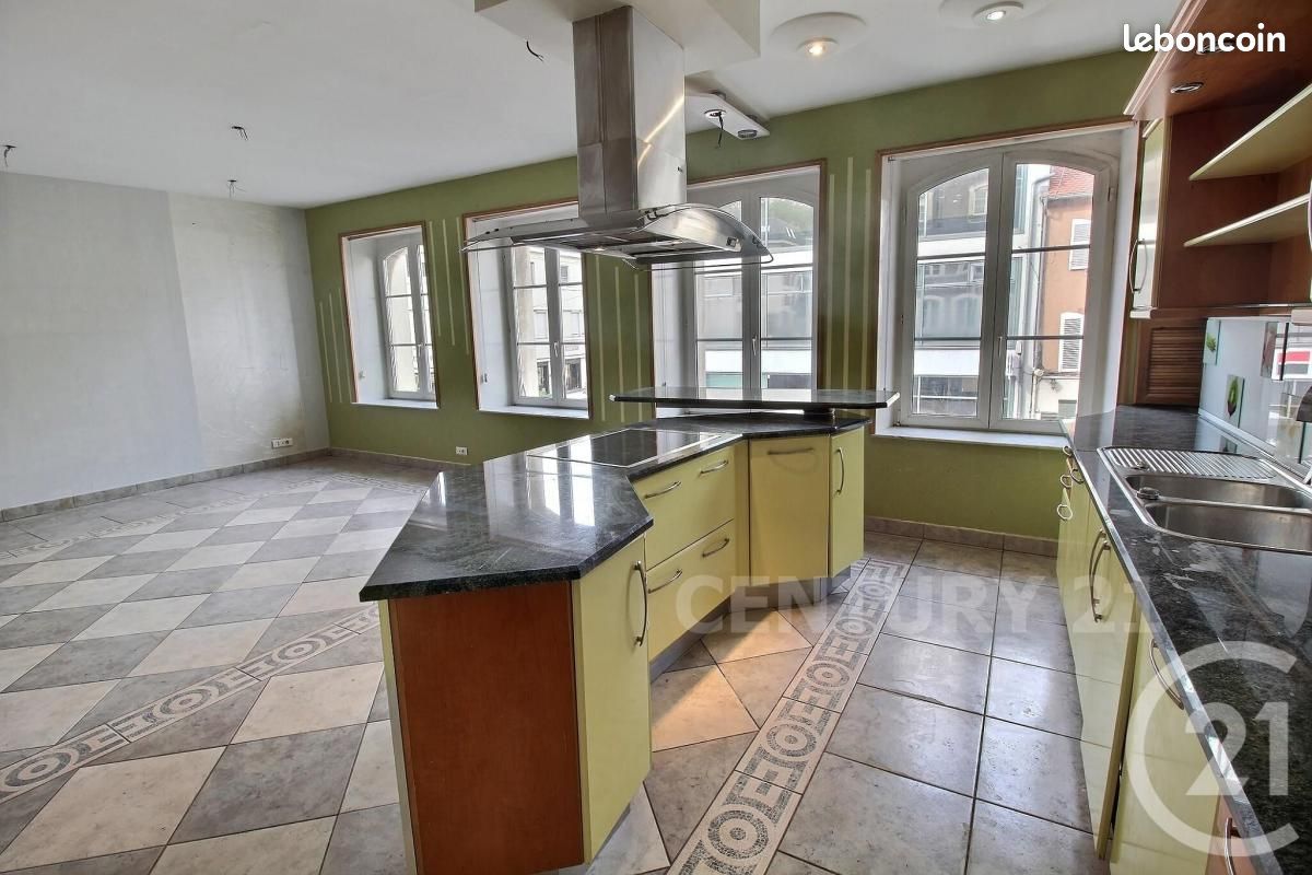 Appartement 6 pièces 196 m² · à Saint-Avold · 196 m² · 148 000 €