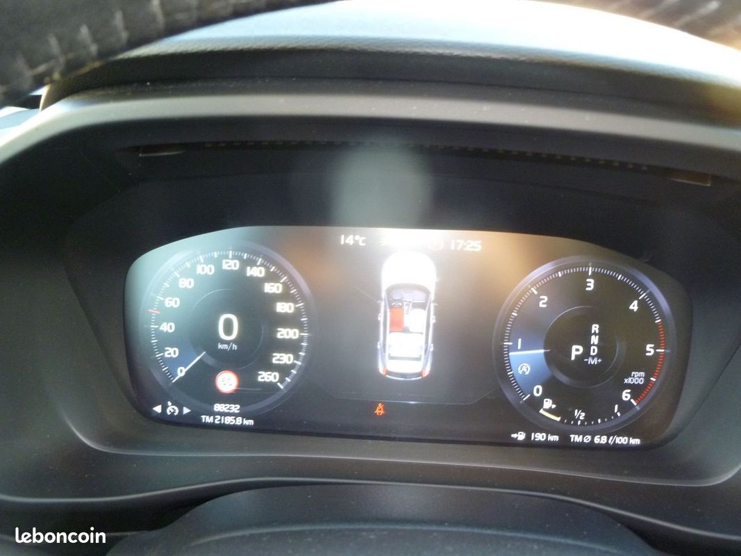 Volvo XC40 2.00 D4 AWD 190CH BUSINESS BOITE AUTO GEARTRONIC 8 (image 9)