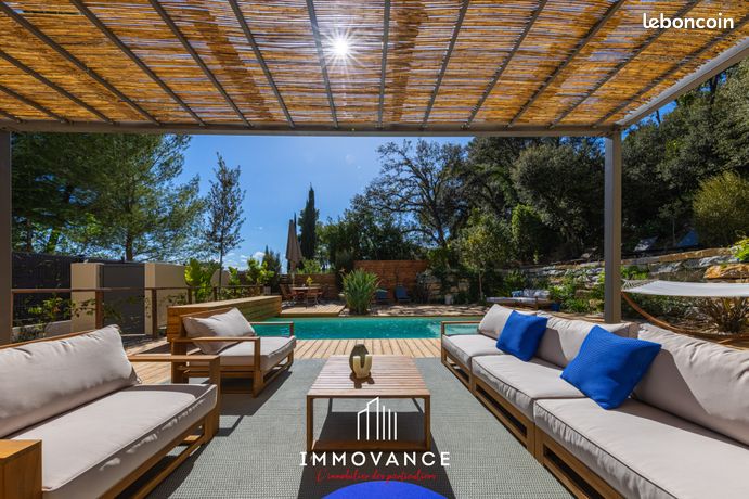Villa 6 pièces 200 m²