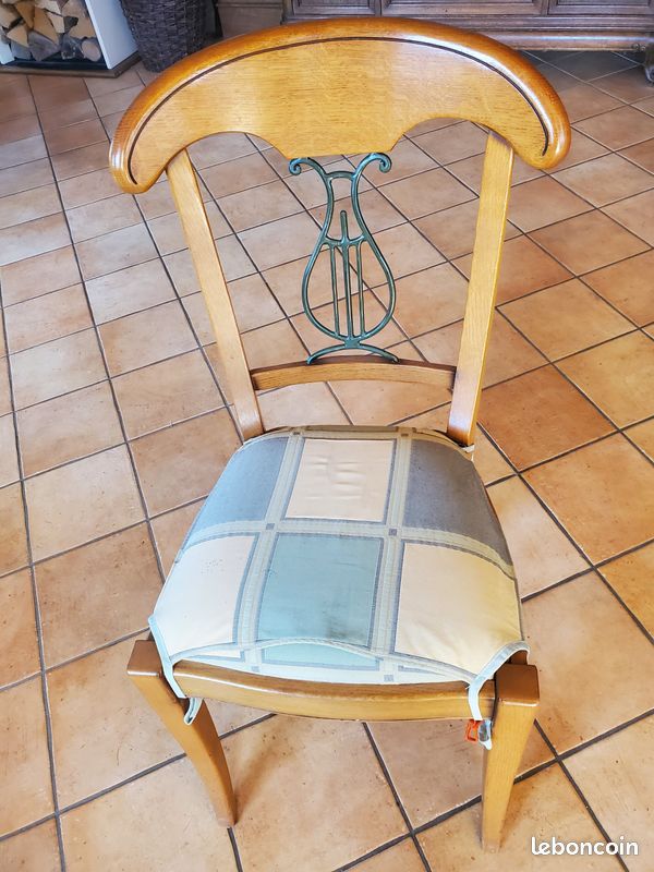 Table ronde & 4 chaises (image 2)