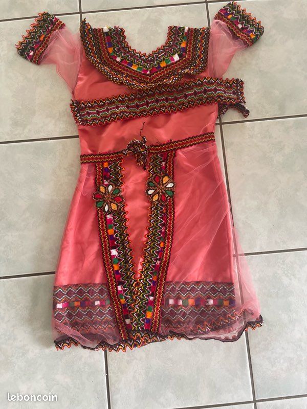Robe kabyle enfant Vêtements