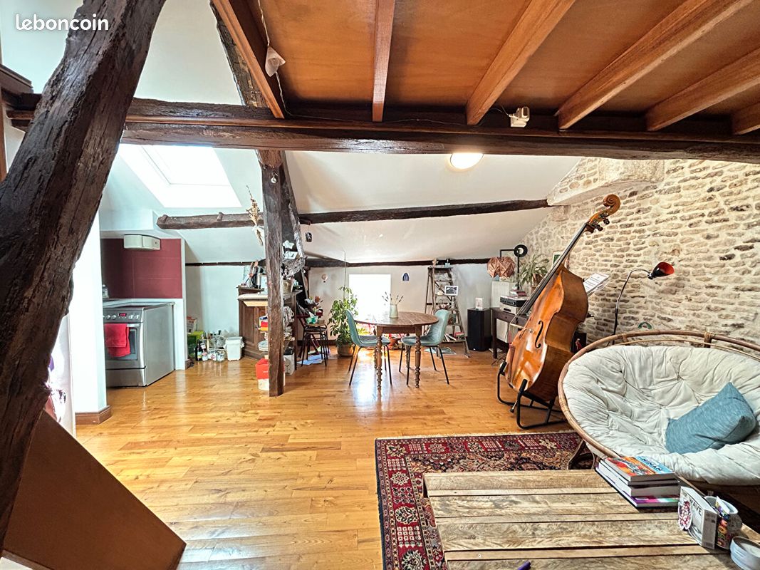 Appartement 3 pièces 48 m² · à Poitiers · 48 m² · 652 €