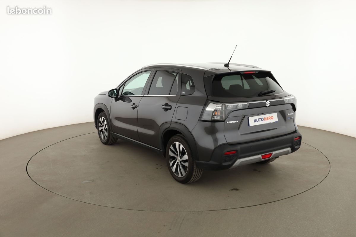 Suzuki S-Cross 1.5 DualJet Hybrid Style AllGrip Auto 116 ch (image 2)