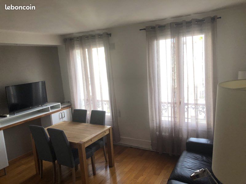 Appartement 2 pièces 42 m² · à Paris · 42 m² · 1 585 €
