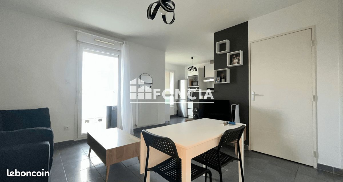 Appartement 2 pièces 41 m² · à Saint-Priest · 41 m² · 908 €