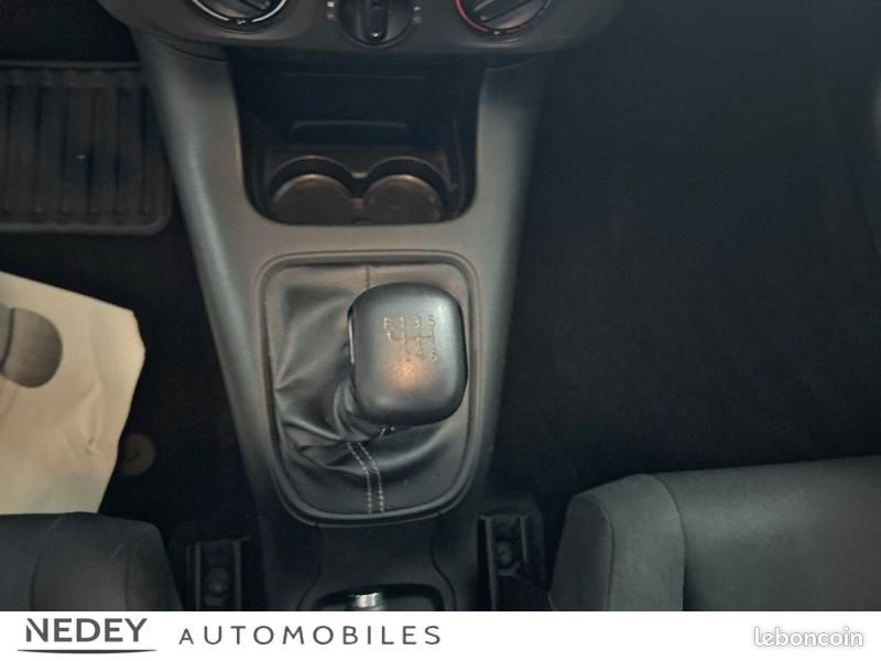 Citroen C3 PureTech 110ch Feel S&S E6.d (image 14)